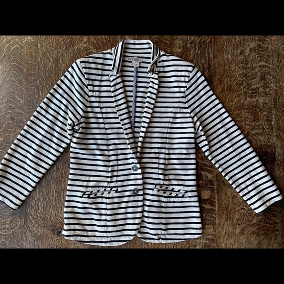 Lucky Brand Blazer. Cream & Black Stripes. Small. - Picture 1 of 2